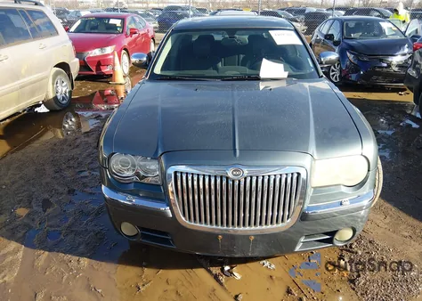 2005 Chrysler 300C из США, поврежденный, VIN 2C3AA63H55H520000